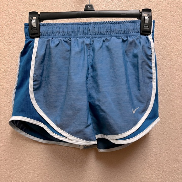 Nike Dri-FIT Tempo Running Shorts Battle Blue Mesh Lined XS Athletic Activewear - Picture 2 of 5